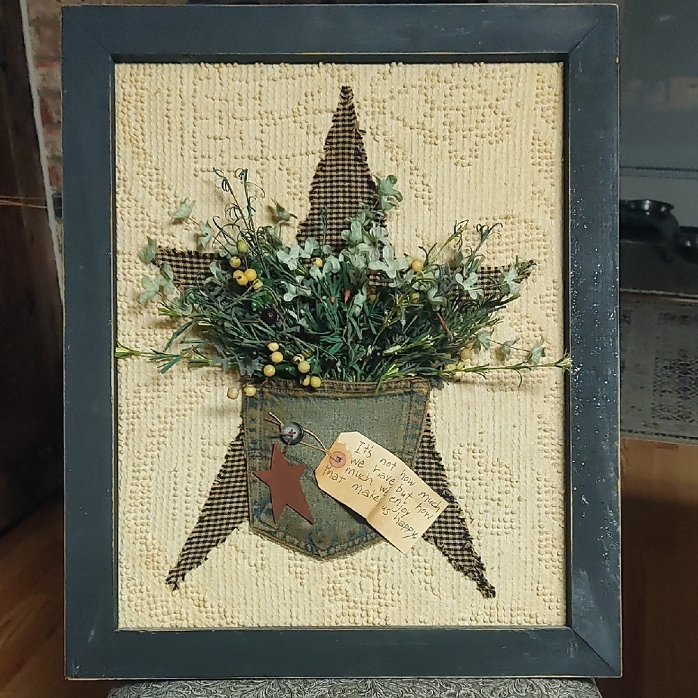 Rustic Framed Star with Greenery and Tag